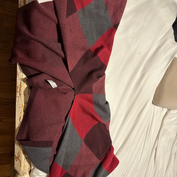 Lululemon - Picture 4 of 5